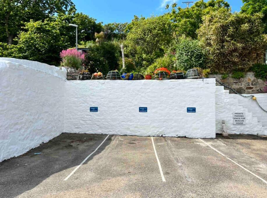 Luxury Modern Suite In Marazion With Parking ภายนอก รูปภาพ